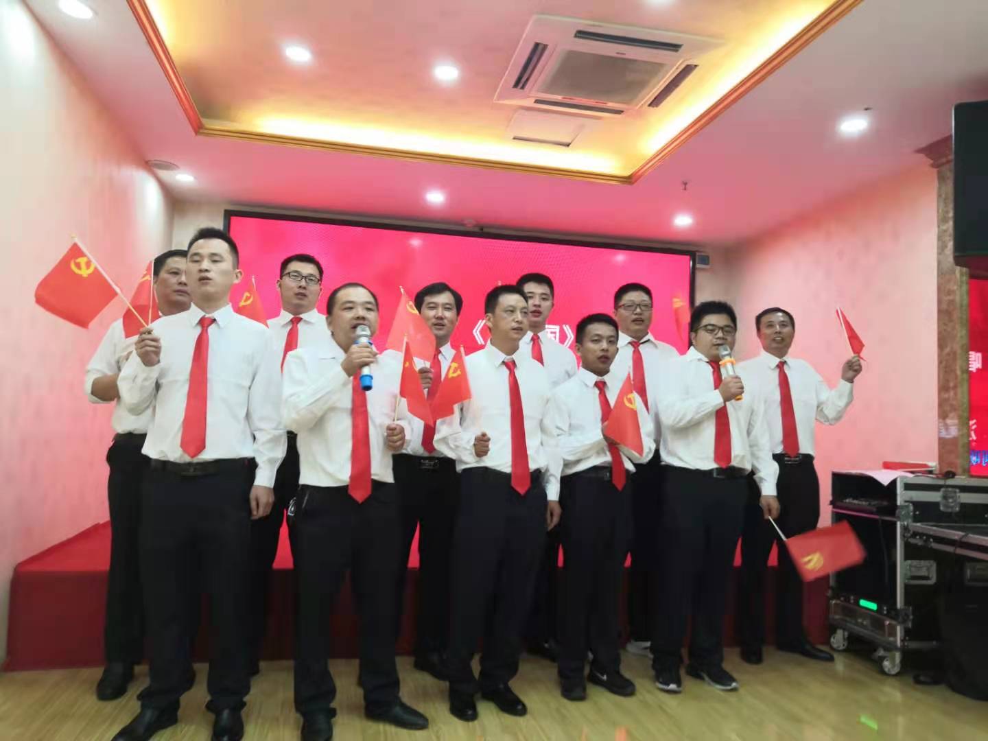 聽黨話、念黨恩、跟黨走，慶中國共產(chǎn)黨成立一百周年紅歌會(huì)記實(shí)(圖3)