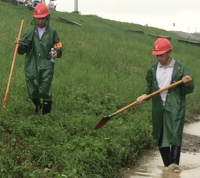 助力防汛抗洪，彰顯企業(yè)擔(dān)當 ---安徽省池州市水電工程局有限公司防汛抗洪工作紀實(圖7)