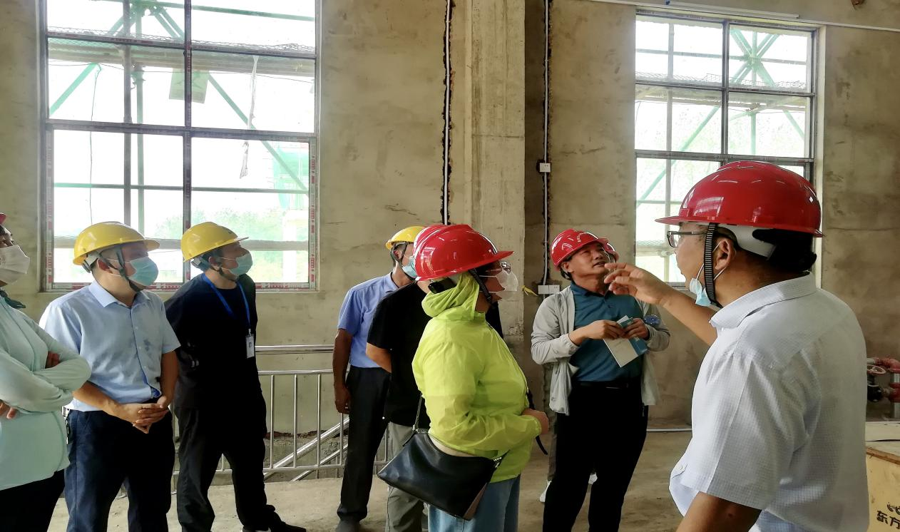 省水利協(xié)會組織專家對公司樅陽項目申報“安徽省水利建設工程 規(guī)范化施工管理工地”進行現(xiàn)場復核(圖2) 省水利協(xié)會組織專家對公司樅陽項目申報“安徽省水利建設工程 規(guī)范化施工管理工地”進行現(xiàn)場復核(圖2)