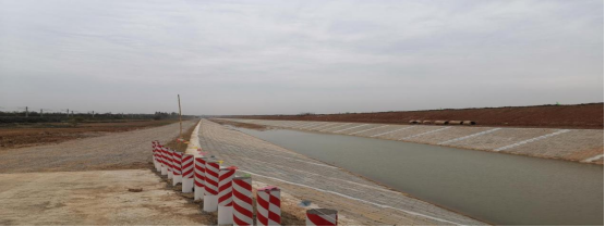 空港經(jīng)濟(jì)區(qū)保稅物流中心項(xiàng)目水系改造工程 分部工程順利通過驗(yàn)收(圖3) 空港經(jīng)濟(jì)區(qū)保稅物流中心項(xiàng)目水系改造工程 分部工程順利通過驗(yàn)收(圖3)